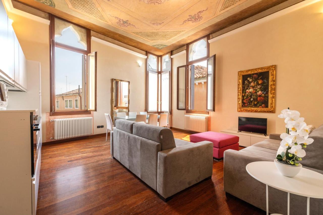 Doge Morosini Palace By Wonderful Italy * Venice