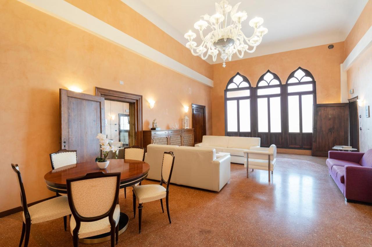 Apartment Doge Morosini Palace By Wonderful Italy